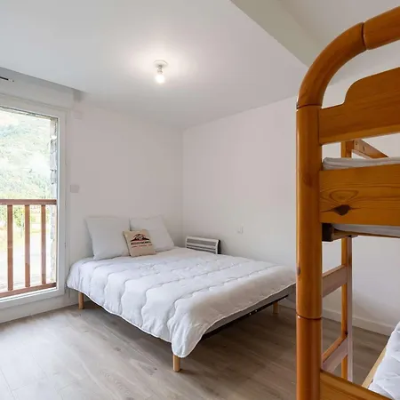 T2 Avec Terrasse, Climatisation Et Parking - Saint-lary - Fr-1-296-524 Apartamento *