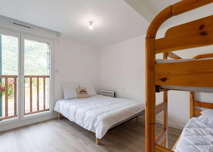 T2 Avec Terrasse, Climatisation Et Parking - Saint-lary - Fr-1-296-524 アパート *